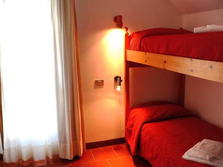 ブレウイル・チェルヴィナイア Cervinia Dueアパートホテル 部屋 写真