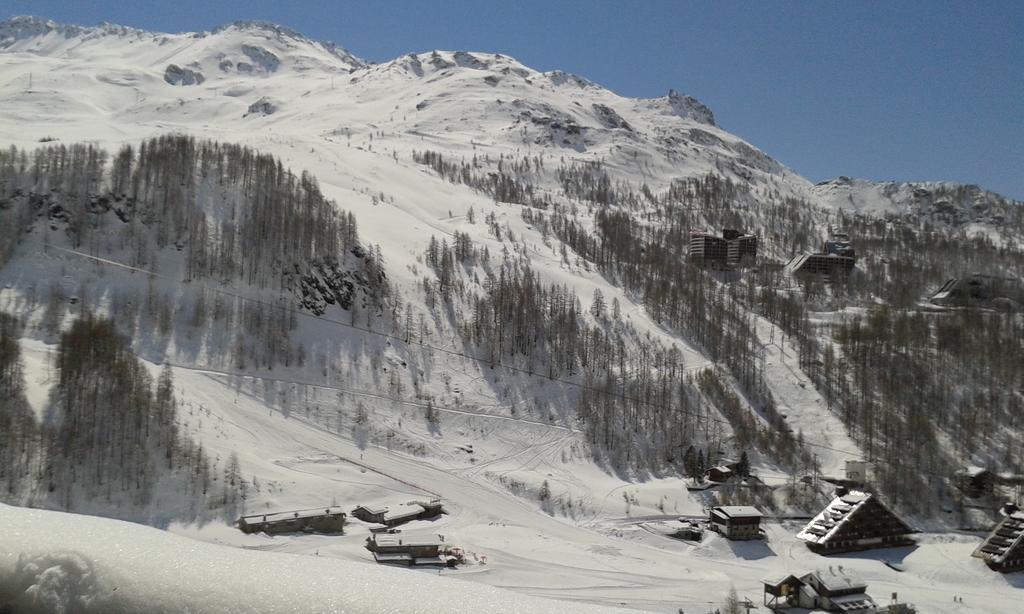 ブレウイル・チェルヴィナイア Cervinia Dueアパートホテル エクステリア 写真