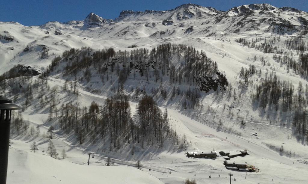 ブレウイル・チェルヴィナイア Cervinia Dueアパートホテル エクステリア 写真